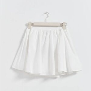 GinaTricot Volume Mini Skirt Size S 100% cotton